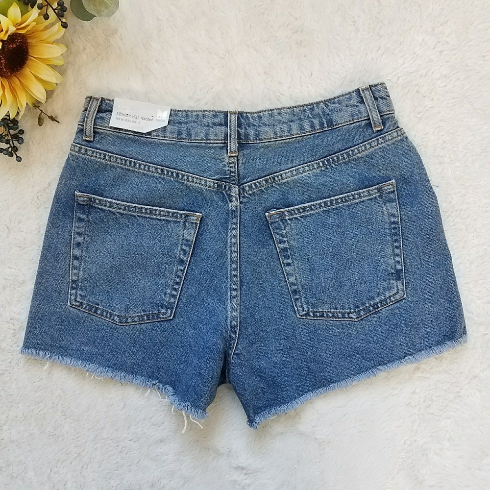 Topshop Mom Embroidered Jean Shorts - Picture 2 of 8